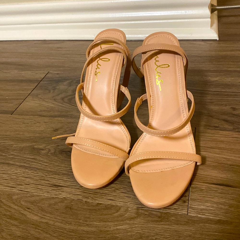 LuLus heels